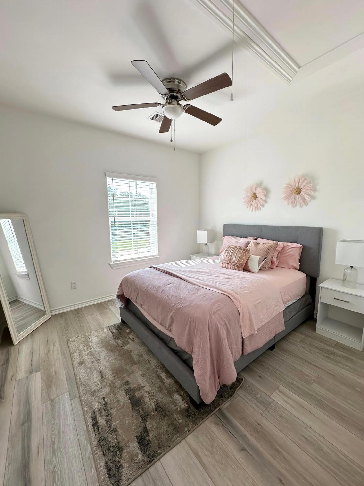 휴스턴 Luxe Three Story Duplex Near Downtown & Med Center 빌라 외부 사진